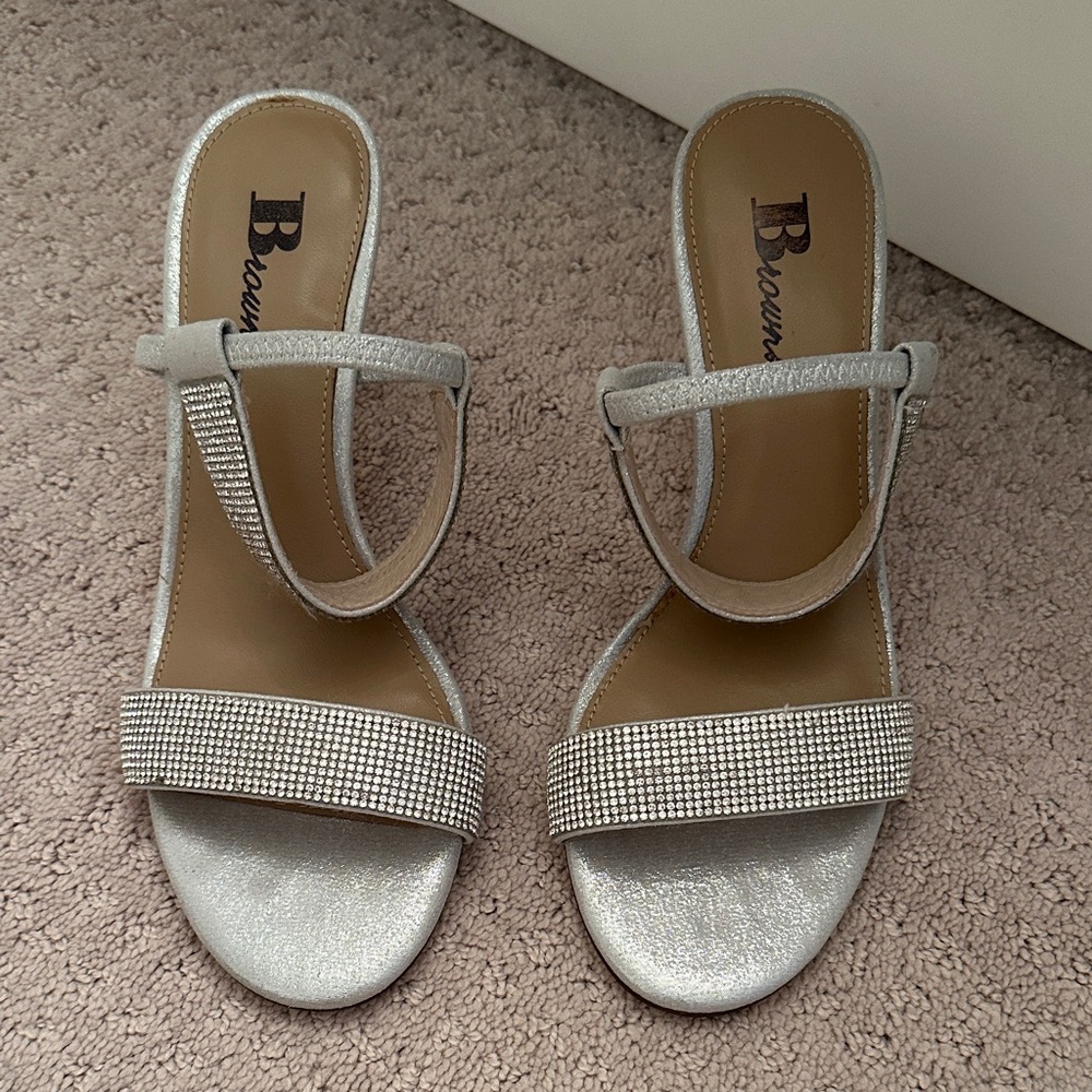 Breezies Silver Embellished Women's Sandals